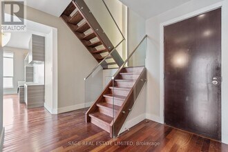 410 Queens Quay W in Toronto, ON - Building Photo - Building Photo