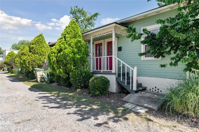 property at 534 E Gordon Ln