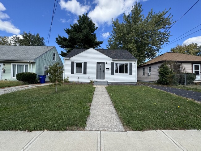 13506 Bennington Ave in Cleveland, OH - Building Photo - Building Photo