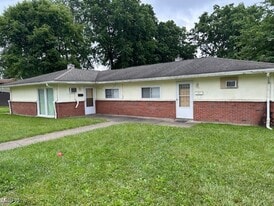 3025 1/2 Northgate Ave in Youngstown, OH - Building Photo