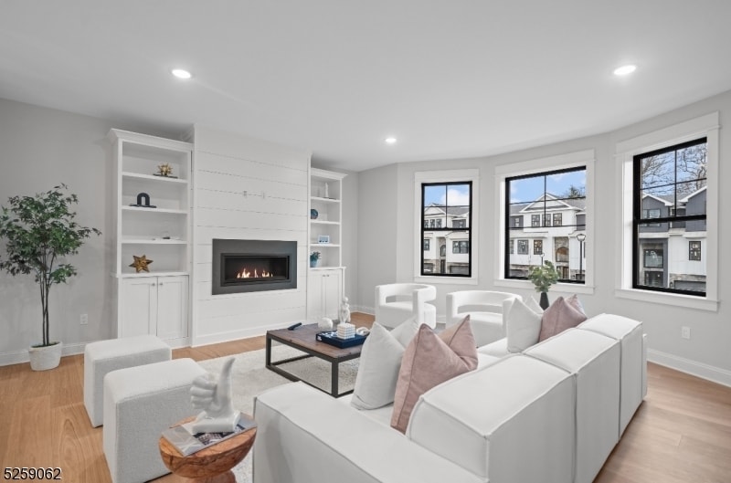 147 Central Ave in Old Tappan, NJ - Building Photo