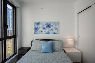 665 Rue Versailles, Unit SI ID1261778P in Montréal, QC - Building Photo - Building Photo