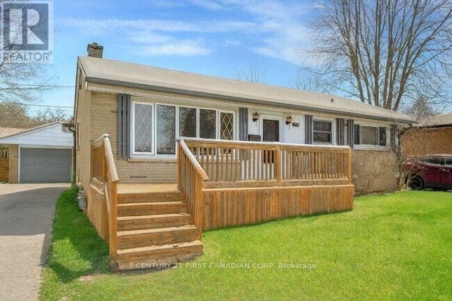 property at 174 Manitoulin Dr