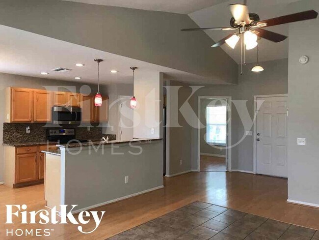 11764 Shirburn Cir in Parrish, FL - Building Photo - Building Photo