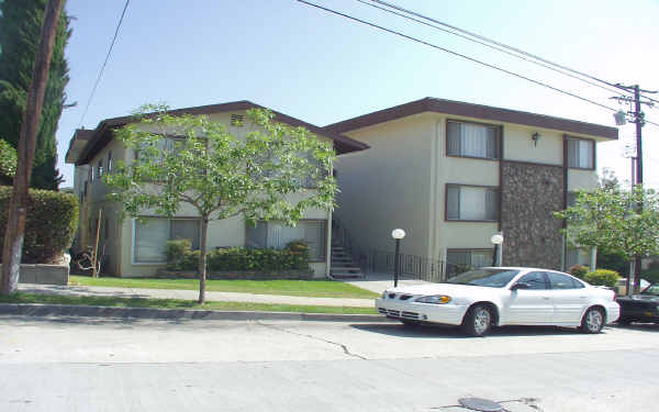 13704 Franklin St in Whittier, CA - Foto de edificio