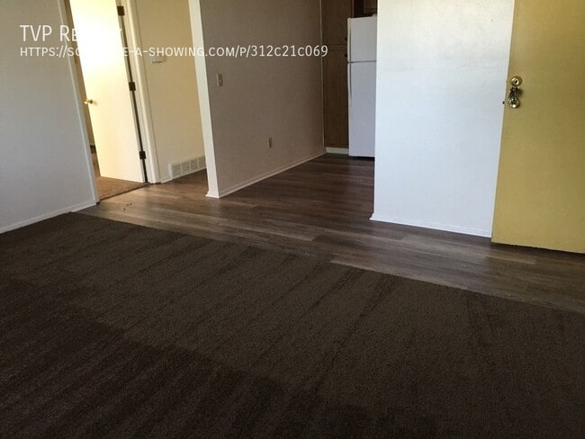 1259 1/2 E Erie Ave in Lorain, OH - Building Photo - Building Photo