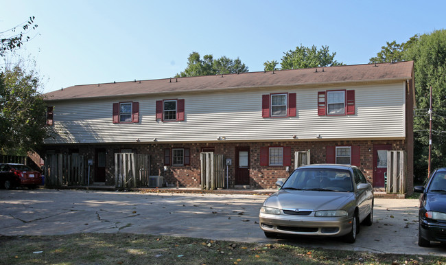 946 Stone St in Burlington, NC - Foto de edificio - Building Photo