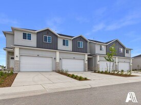 443 E 650 N in Salem, UT - Building Photo