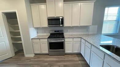 137 Emma Dr in Anna, TX - Building Photo - Building Photo