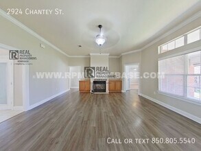 2924 Chantey St in Crestview, FL - Building Photo - Building Photo