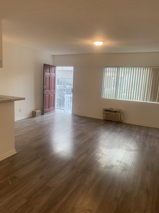 1812 N Mariposa Ave, Unit 3