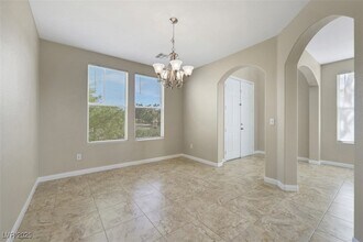 820 Wintera Ct in Henderson, NV - Building Photo - Building Photo