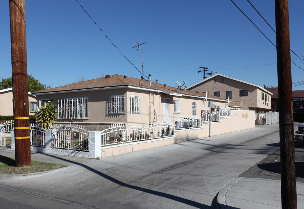 6350 Bissell St in Huntington Park, CA - Building Photo