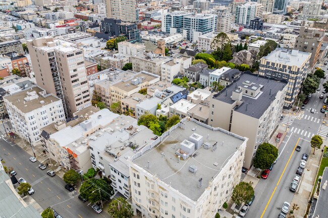 1950 Gough St in San Francisco, CA - Foto de edificio - Building Photo