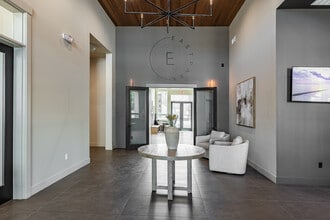Eastpark Apartment Homes in Salem, OR - Foto de edificio - Building Photo