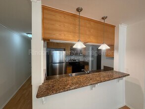 236 E Surfside Dr in Port Hueneme, CA - Building Photo - Building Photo