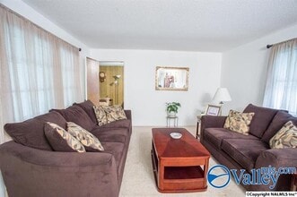 4607 Rutledge Dr NW in Huntsville, AL - Building Photo - Building Photo