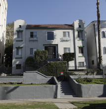 Gillman Apartments in Los Angeles, CA - Building Photo - Building Photo