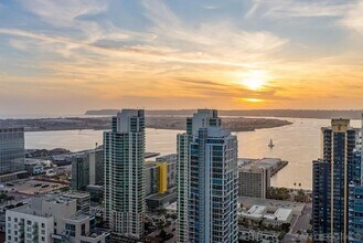 1331 Columbia St, Unit 3607 in San Diego, CA - Foto de edificio - Building Photo