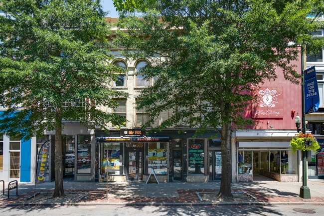 property at 308 E Broad St