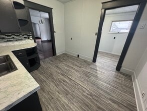 212 W Fairchild St in Danville, IL - Building Photo - Building Photo