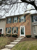 2119 Walnut Bottom Rd in York, PA - Building Photo