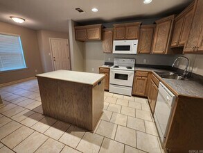 3553 Terrace Hill Ct in Benton, AR - Foto de edificio - Building Photo