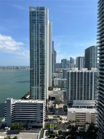 650 NE 32nd St, Unit 2607 in Miami, FL - Building Photo - Building Photo