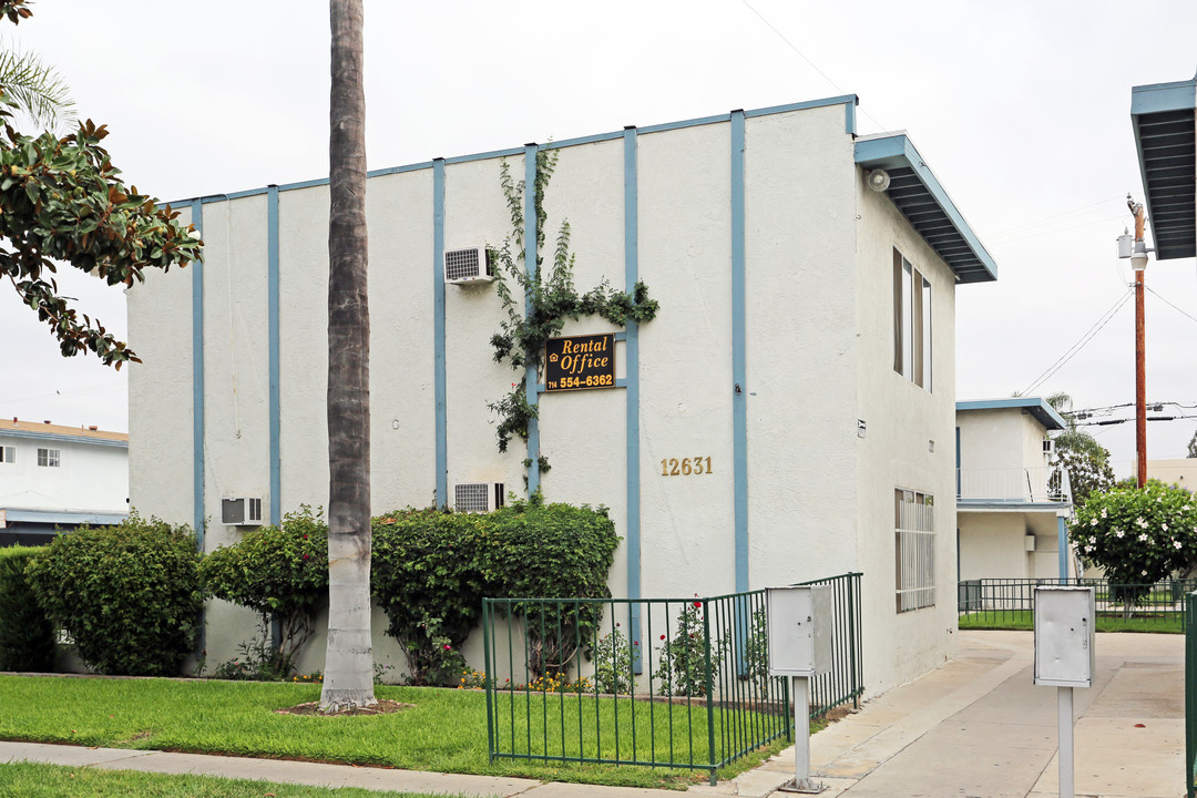 Tudor Grove Apartments in Garden Grove, CA - Building Photo