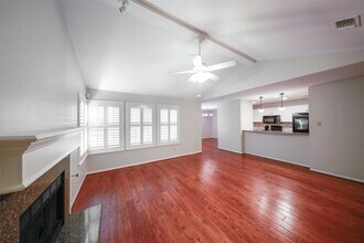 70 Cokeberry Ct in Spring, TX - Building Photo - Building Photo