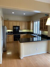 4114 Walnut Ridge in San Diego, CA - Building Photo - Building Photo