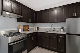 730 Magnolia Avenue in Long Beach, CA - Foto de edificio - Interior Photo