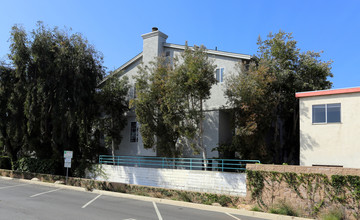 Casa del Rey Mar in Oceanside, CA - Building Photo - Building Photo