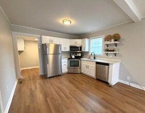 1535 Wickham St in Burlington, NC - Building Photo - Building Photo