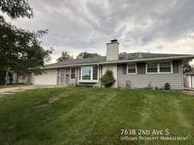 7638 2nd Ave S in Minneapolis, MN - Building Photo