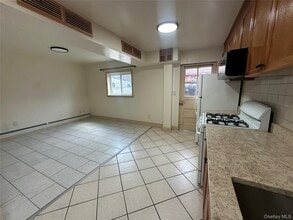 1214 E 224th St in Bronx, NY - Building Photo - Building Photo