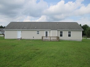 204 Slate Ct in Jacksonville, NC - Building Photo - Building Photo