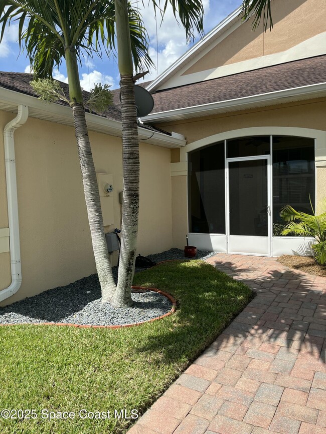 5748 Tamarac Dr in Melbourne, FL - Building Photo - Building Photo