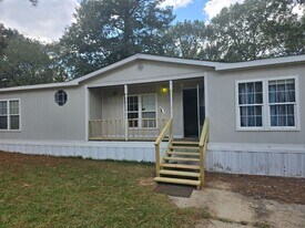 8133 Trey Way in Shreveport, LA - Building Photo