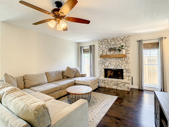 1373 San Diego Ct in Winter Springs, FL - Building Photo - Building Photo