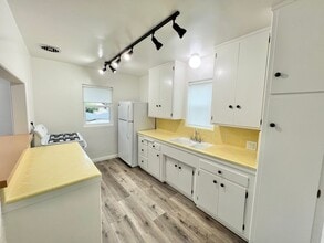 4750 E Malta St in Long Beach, CA - Building Photo - Building Photo