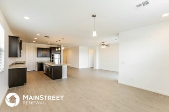 5530 W Walatowa St in Phoenix, AZ - Foto de edificio - Building Photo