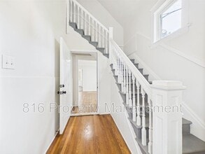 633 S Fuller Ave in Independence, MO - Building Photo - Building Photo