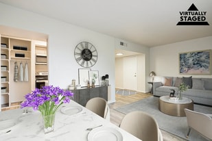 Pennytree in Mesa, AZ - Building Photo