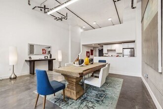 5701 International Blvd in Oakland, CA - Building Photo - Building Photo