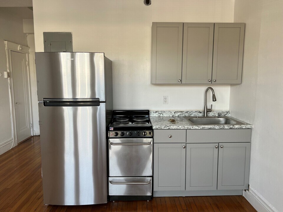 270 Huntington Ave, Unit 205 in Boston, MA - Building Photo