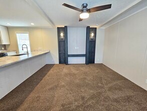 46000 Geddes Rd in Canton, MI - Foto de edificio - Building Photo