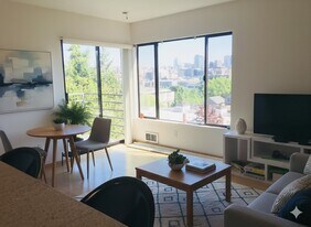 1312 6th Ave N in Seattle, WA - Building Photo