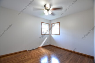 131 Robinson Dr in Morris, IL - Building Photo - Building Photo