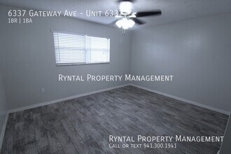 6337 Gateway Ave in Sarasota, FL - Building Photo - Building Photo